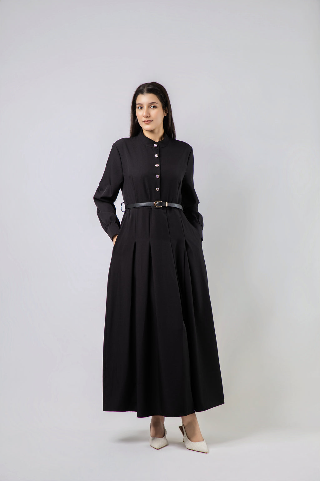 Robe Longue Élégante à Plis