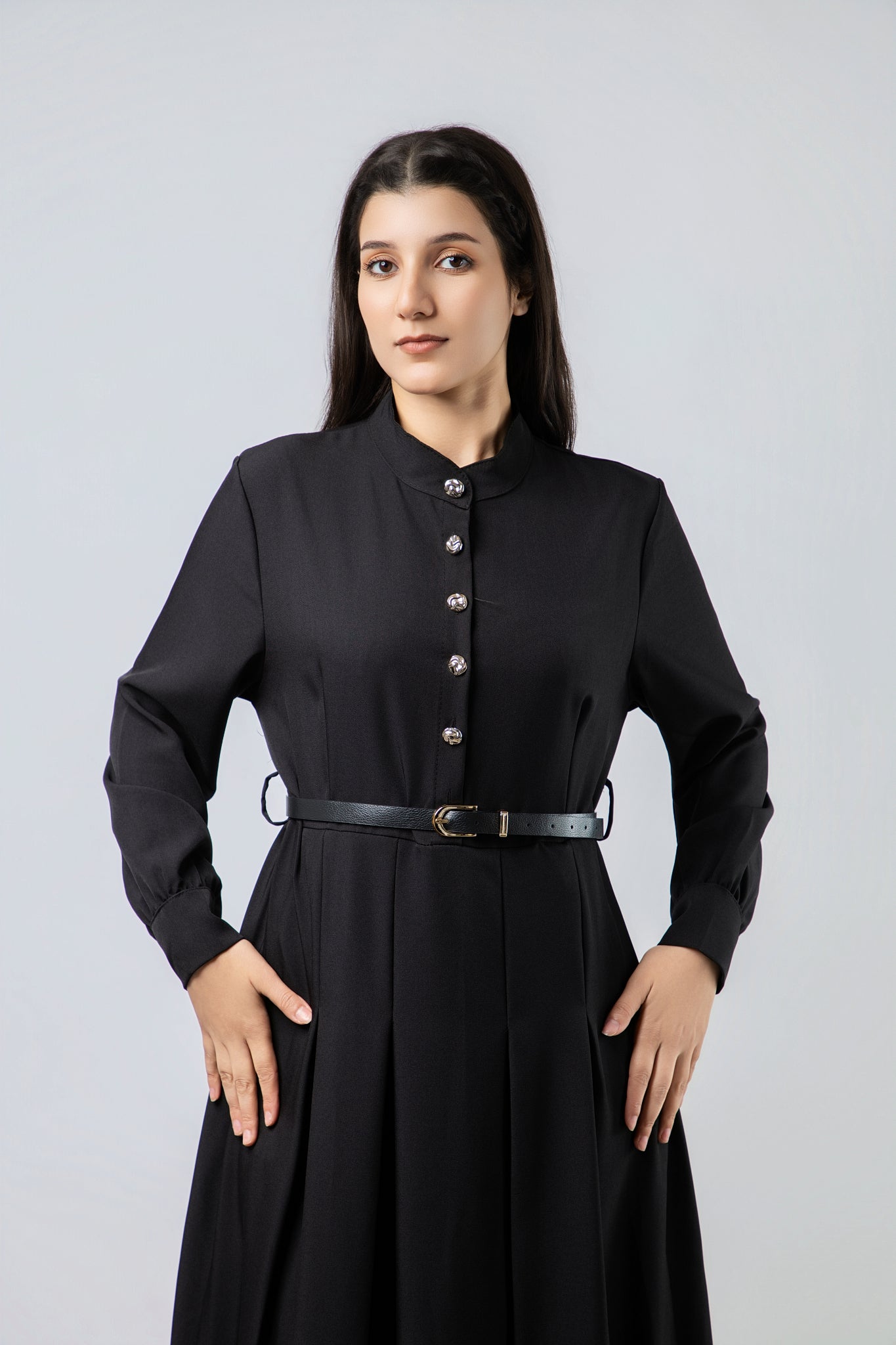 Robe Longue Élégante à Plis