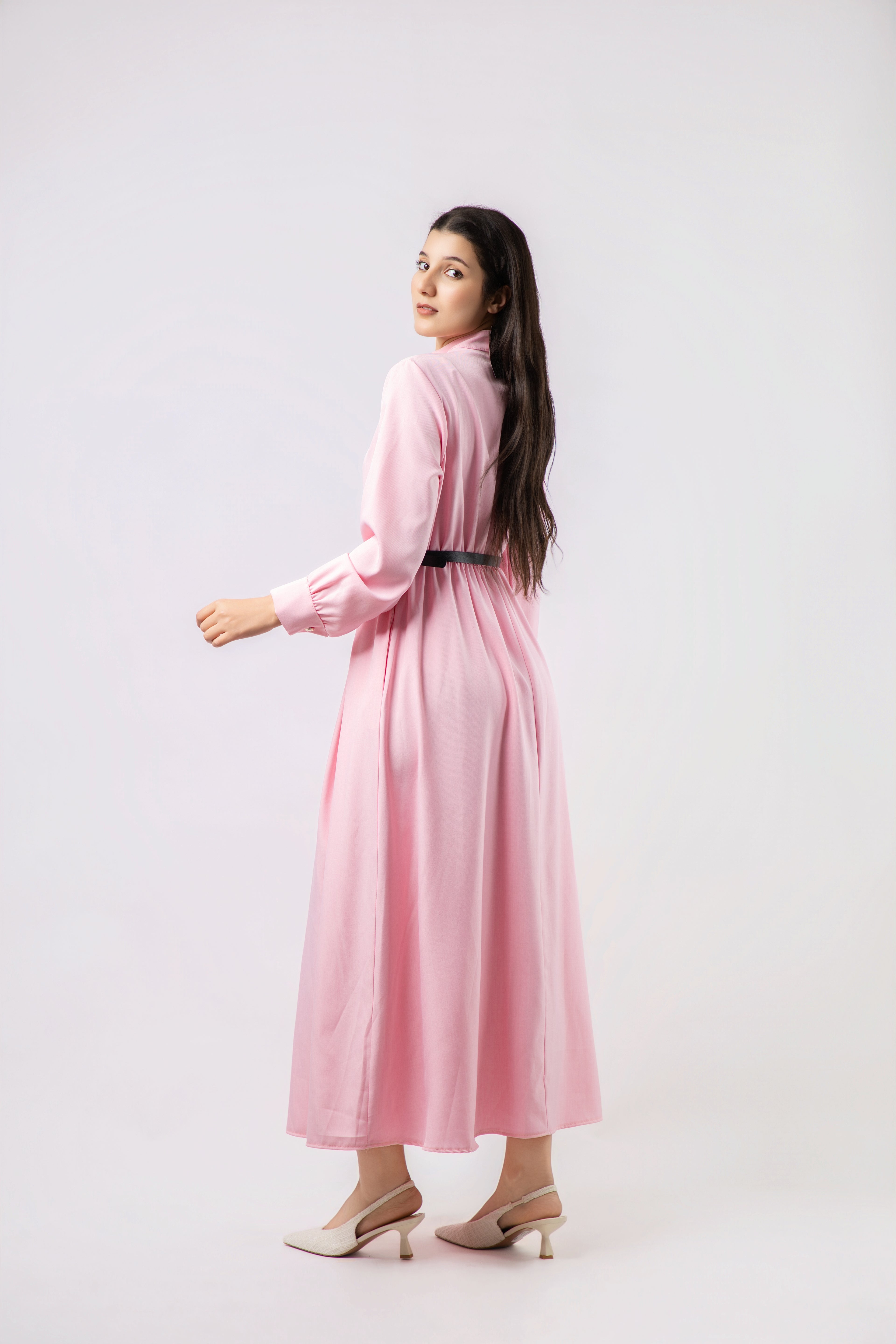 Robe Longue Élégante à Plis