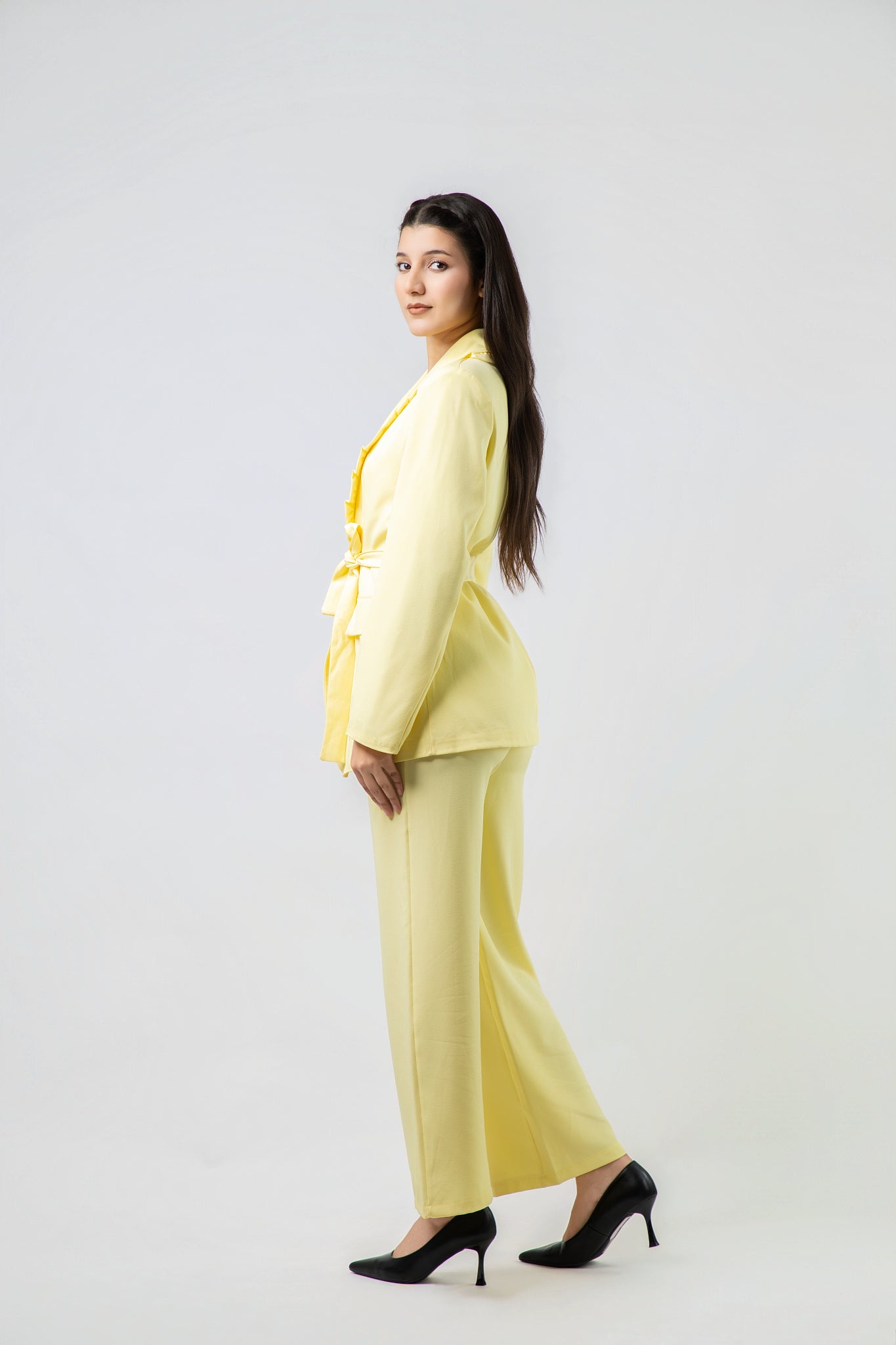 Ensemble Tailleur Pantalon à Volants