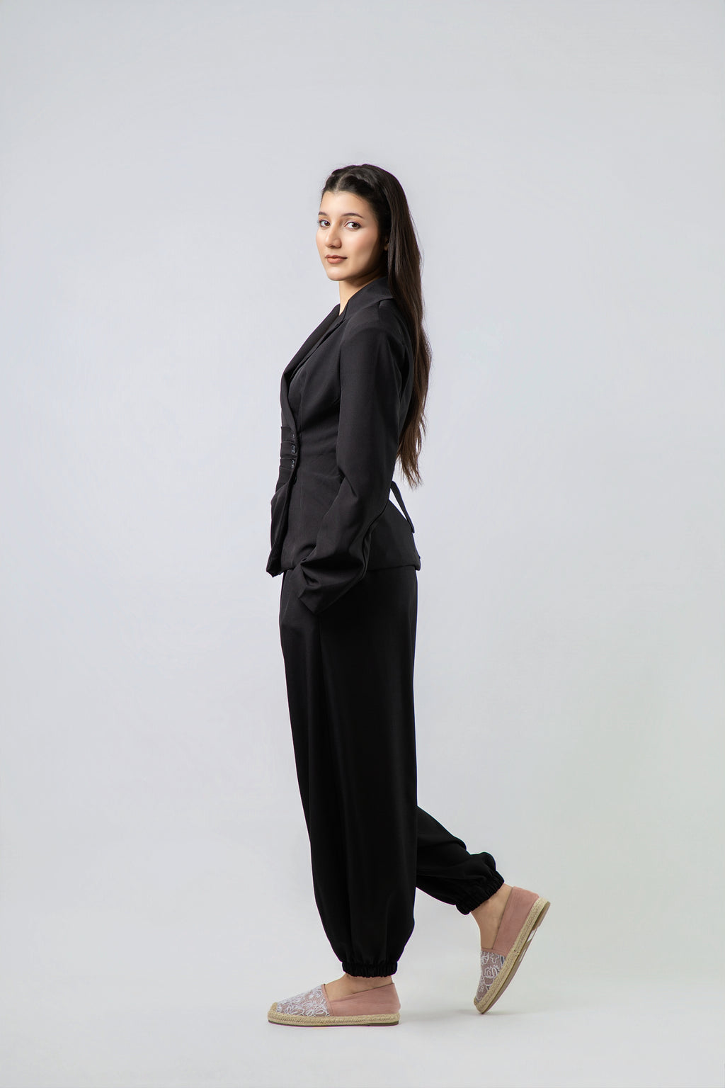 Ensemble Tailleur Moderne à Finition Plissée