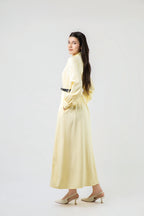Robe Longue Élégante à Plis