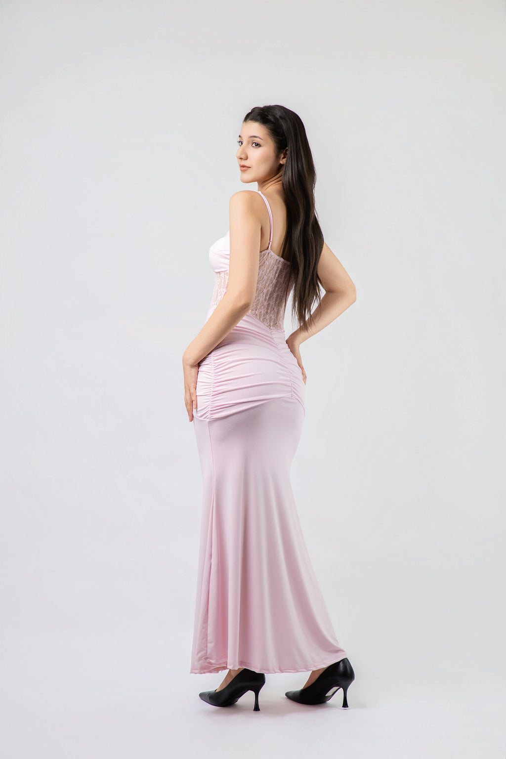 Robe de Soirée Sirène à Détails Dentelle