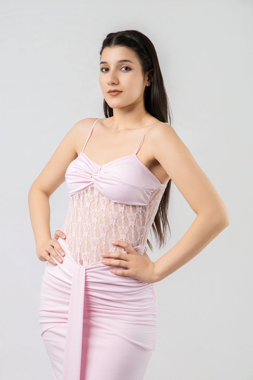 Robe de Soirée Sirène à Détails Dentelle