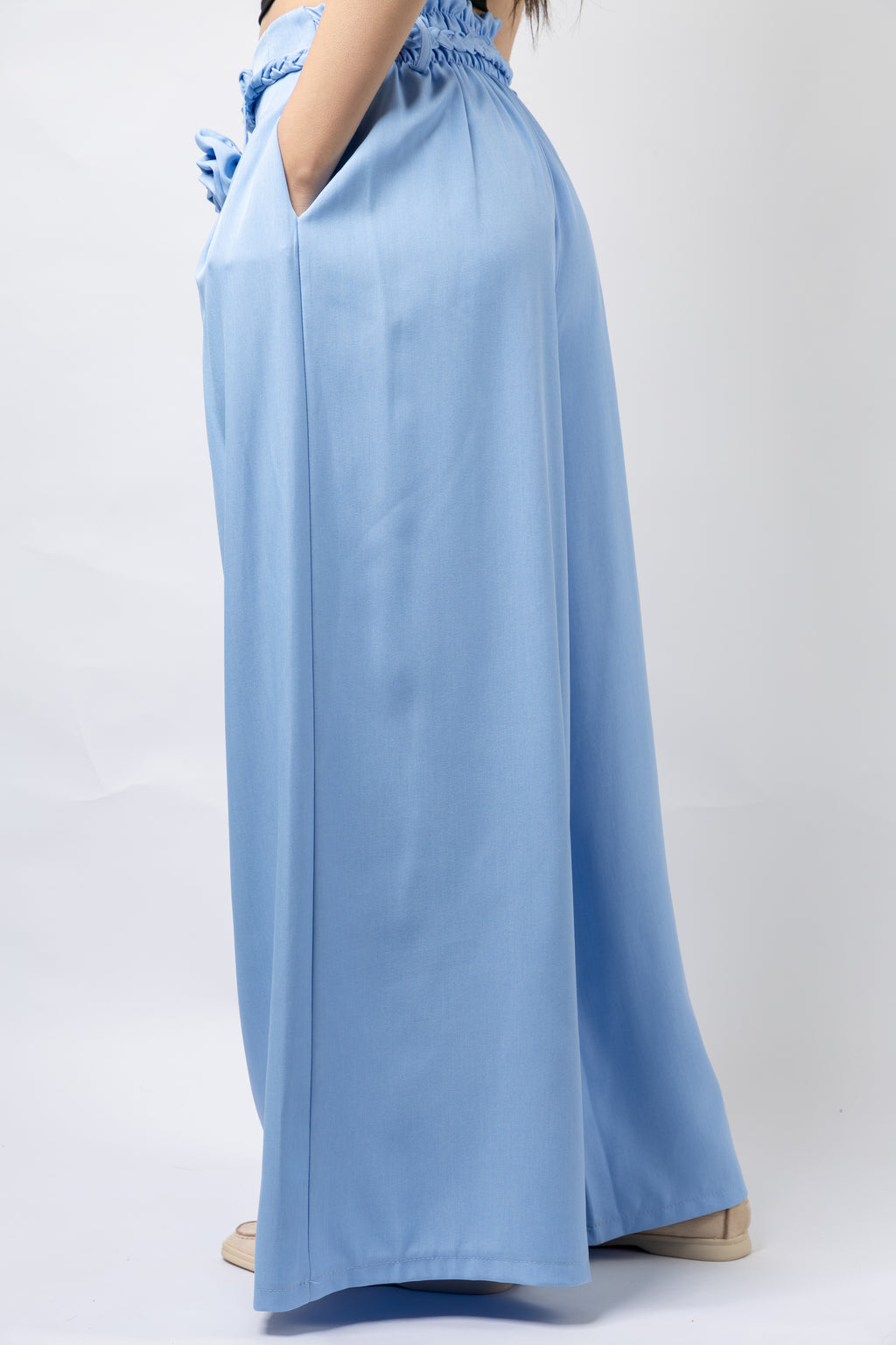 Pantalon Large à Taille Haute avec Détails Artisanaux