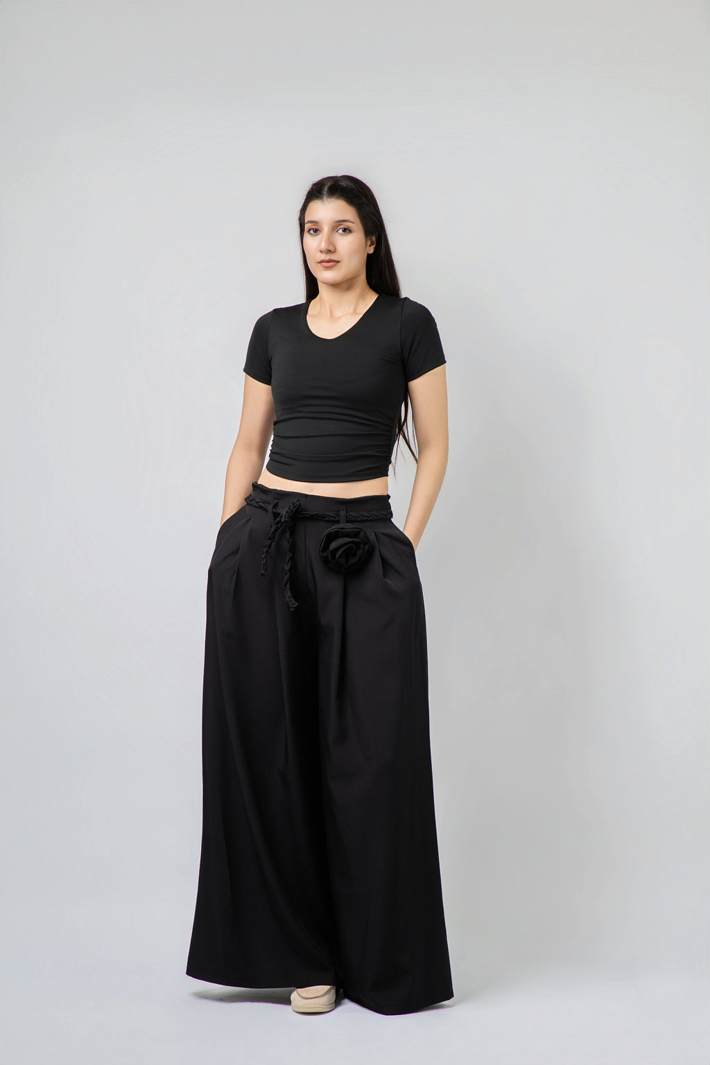Pantalon Large à Taille Haute avec Détails Artisanaux