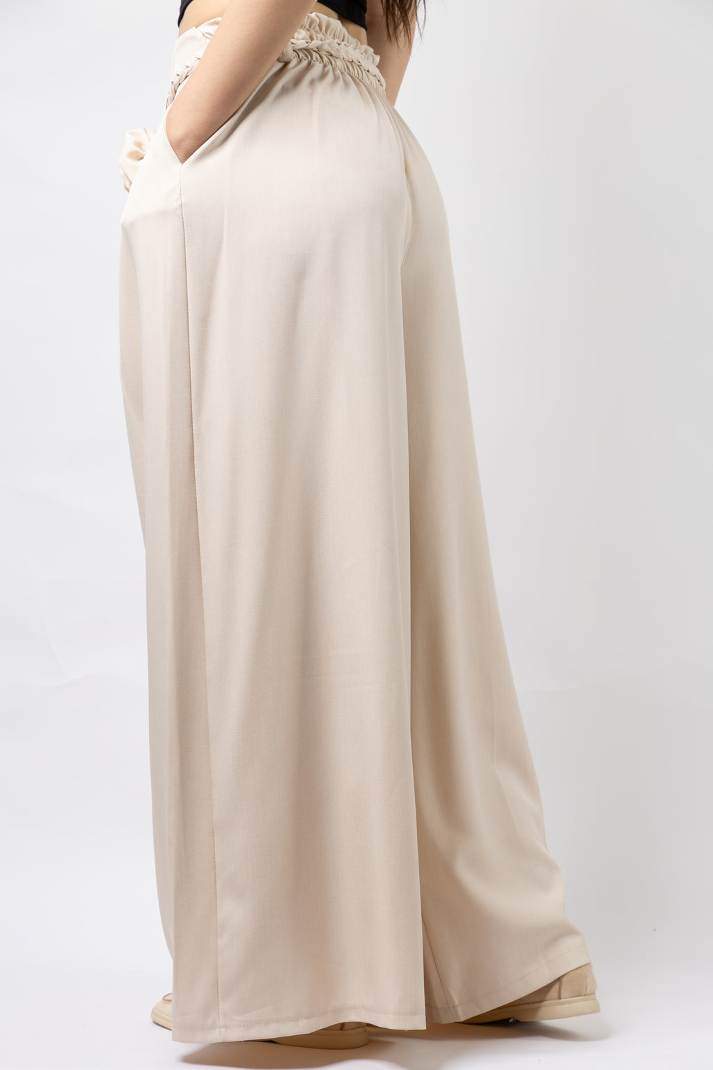 Pantalon Large à Taille Haute avec Détails Artisanaux