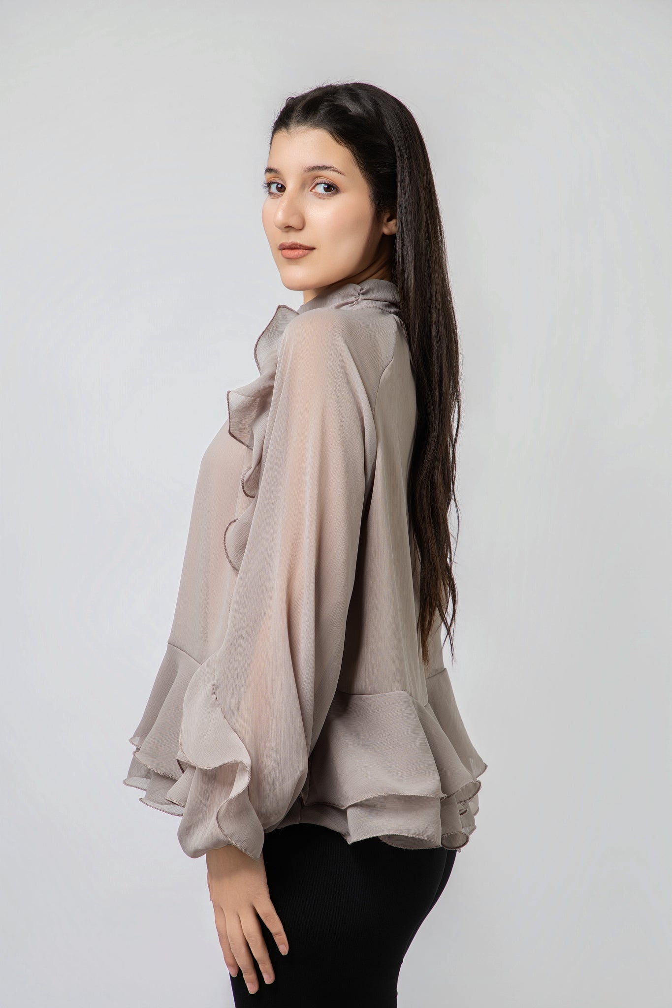Blouse Élégante à Volants