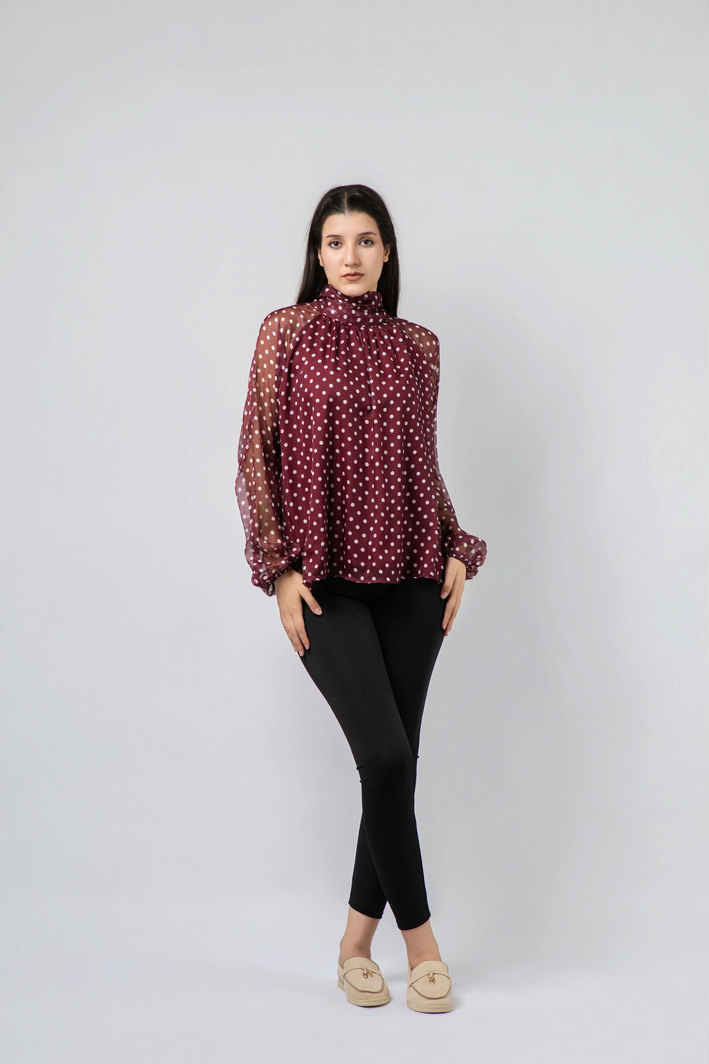 Blouse à Pois en Mousseline Éthérée